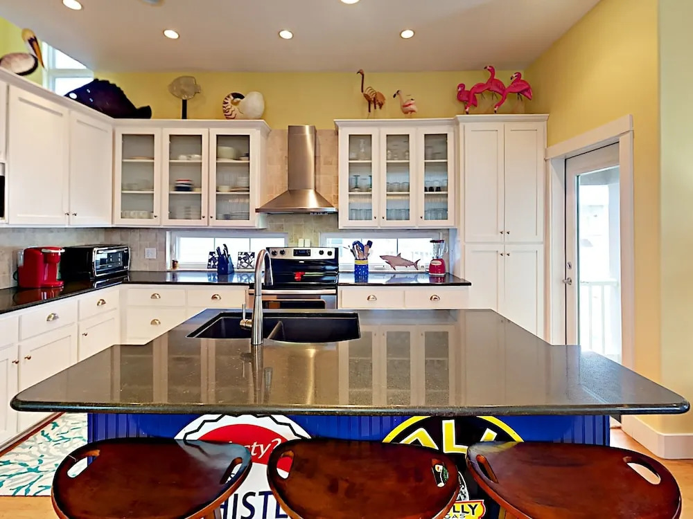 Banyan Beach House - Three Bedroom House