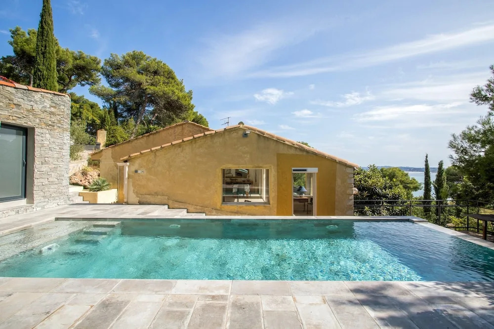 Villa With One Bedroom In Hyeres With Private Pool Enclosed Garden And Wifi 800 M From The Beach