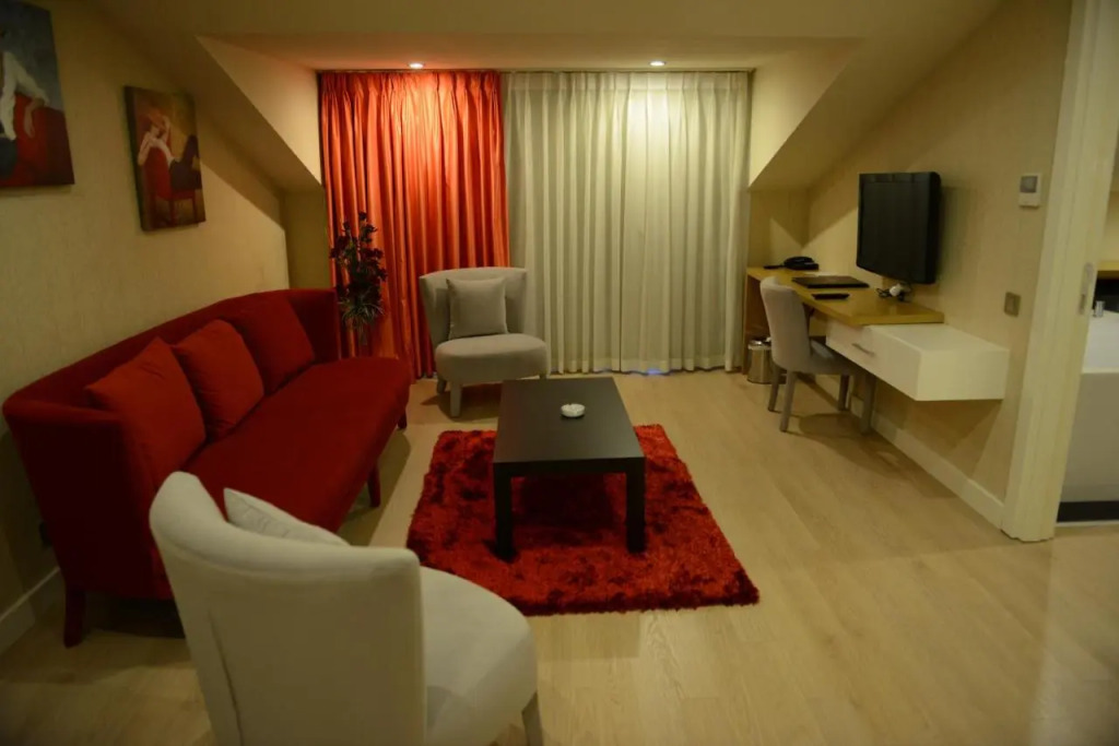 Adana Plaza Hotel