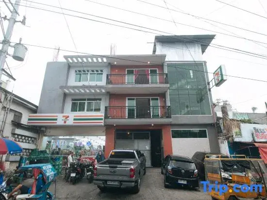 Budget Backpackers Transient House near NAIA by RedDoorz