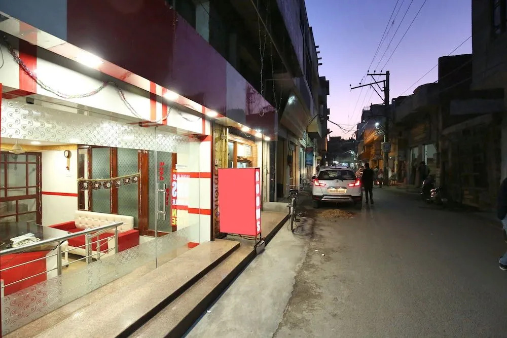 Oyo 26654 Swaran Cottage