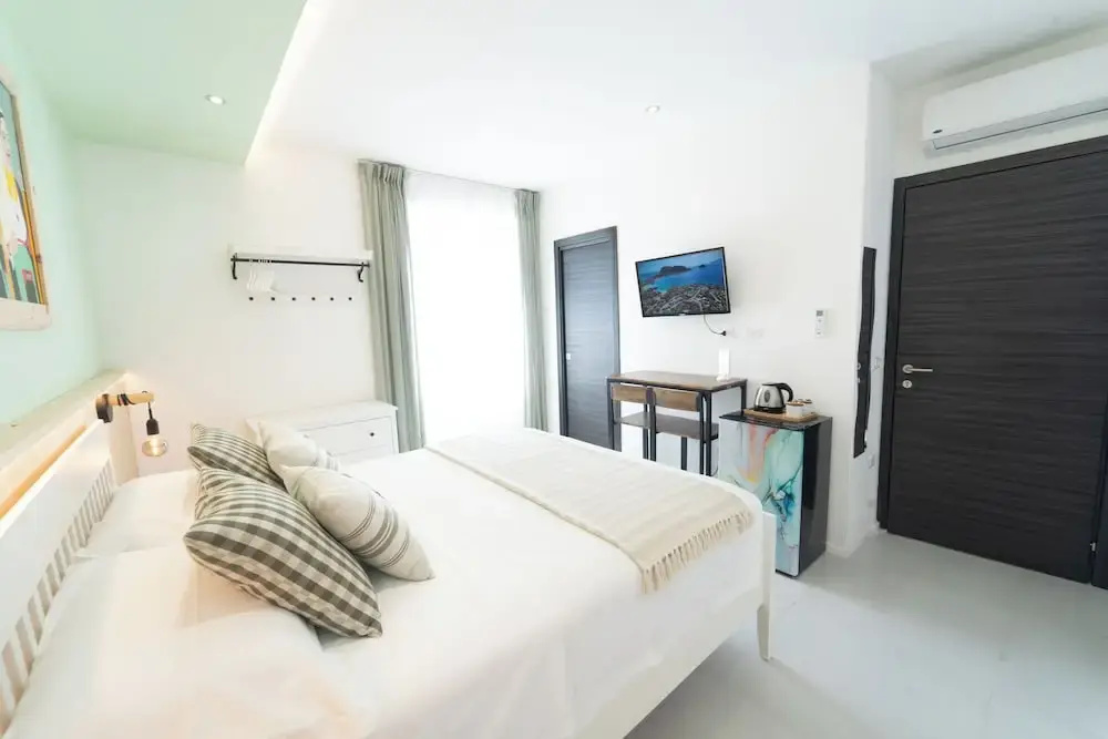 Velis - art & hospitality