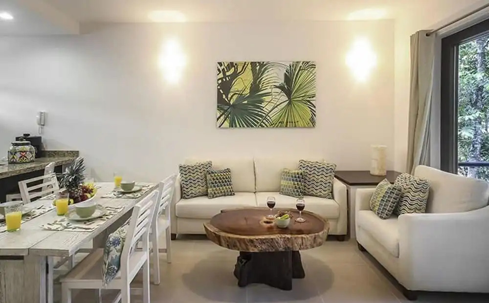 HIRA M4 Sea style Condo by Gate48