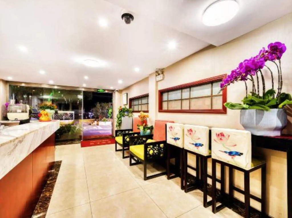 Puzhen Hotel
