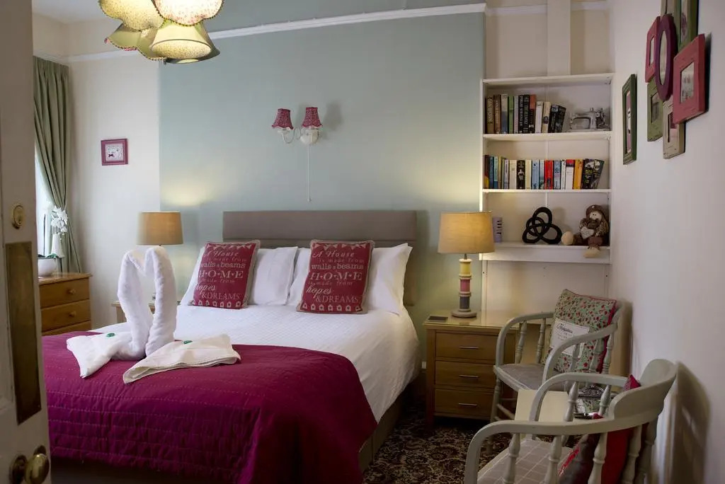 The Ravenswood B&B