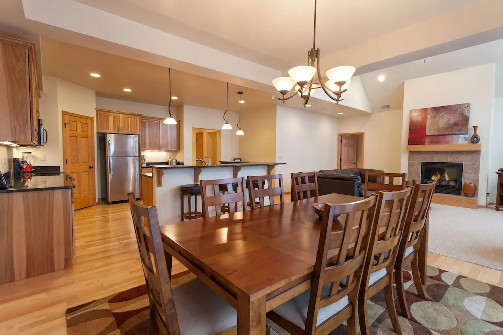 Copperwood #13 - 3 Br Condo