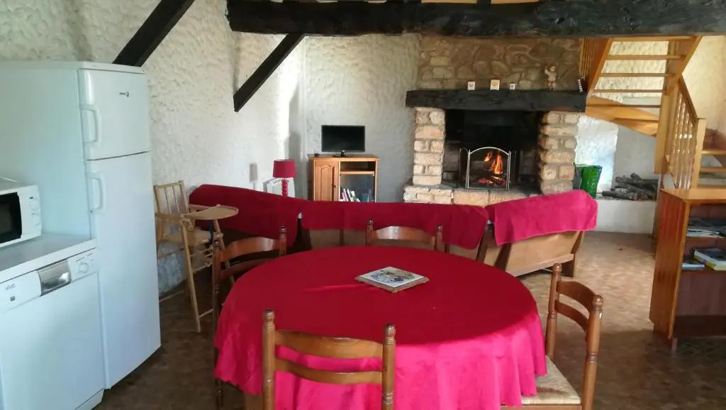 Maison de 2 chambres avec jardin amenage et wifi a Questembert
