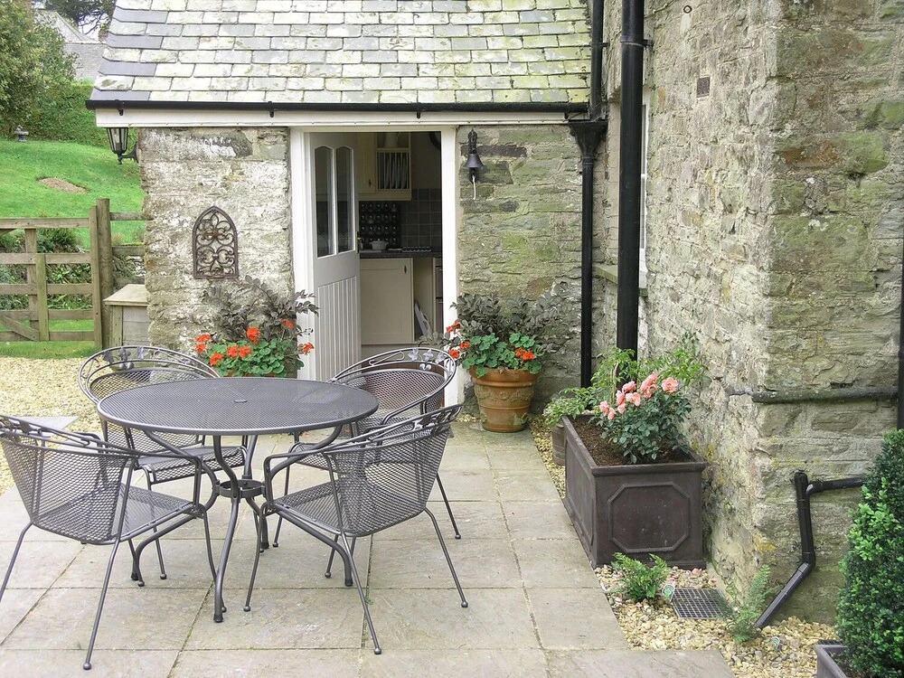 2 Bittadon Cottages
