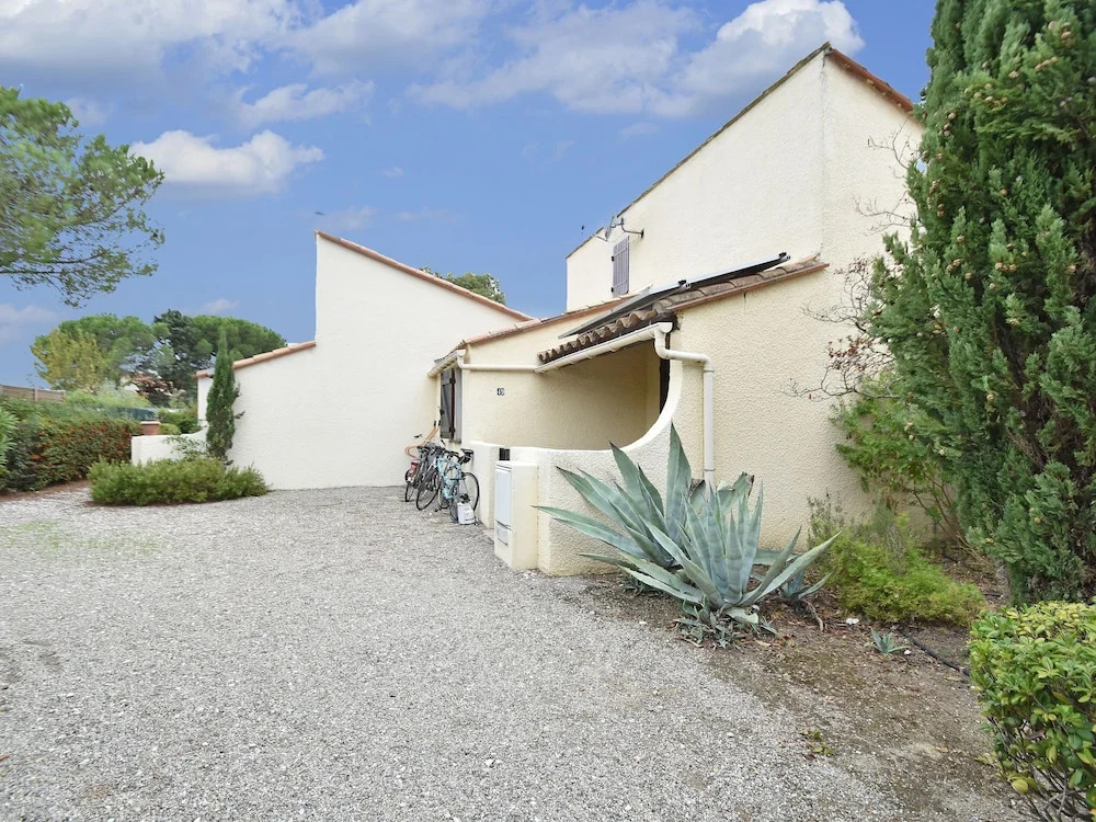 Great Holiday Home Near a Pleasure Marina, the Mediterranean and the Pyrenees