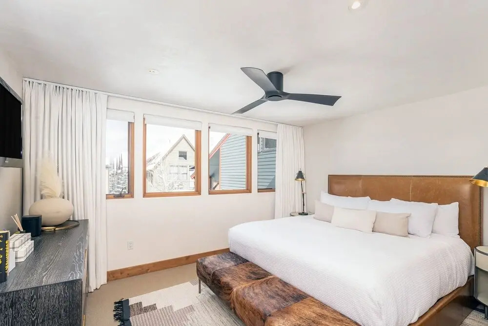 Telluride Lodge 526 - A True Mountain Retreat In Beautiful Telluride Town. 3 Bedroom Condo by RedAwning
