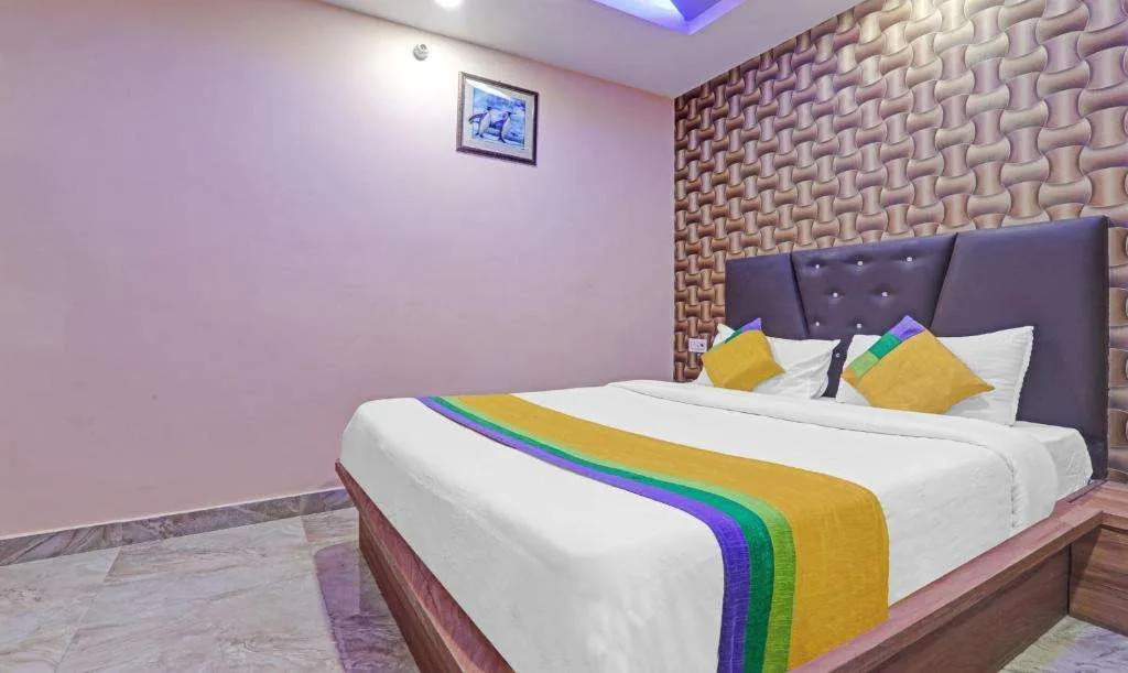 Itsy Hotels Royal Galaxy - 3 km From Sangam