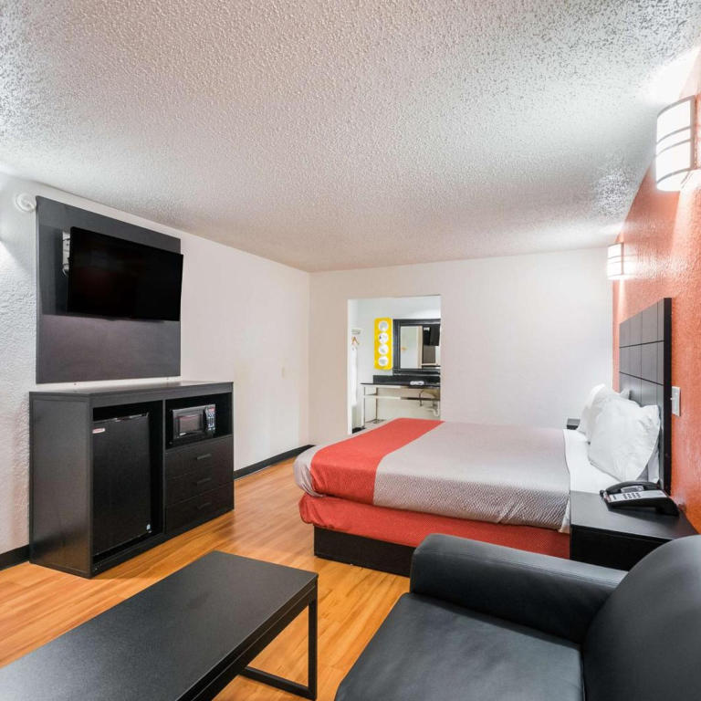 Motel 6-Houston, TX - Brookhollow