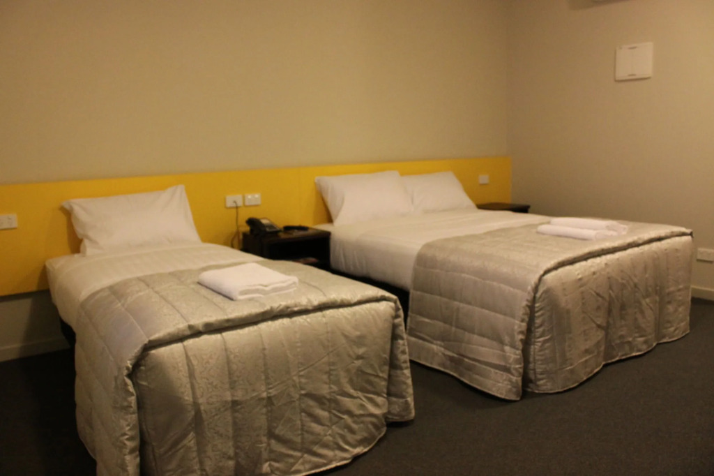 C-Motel