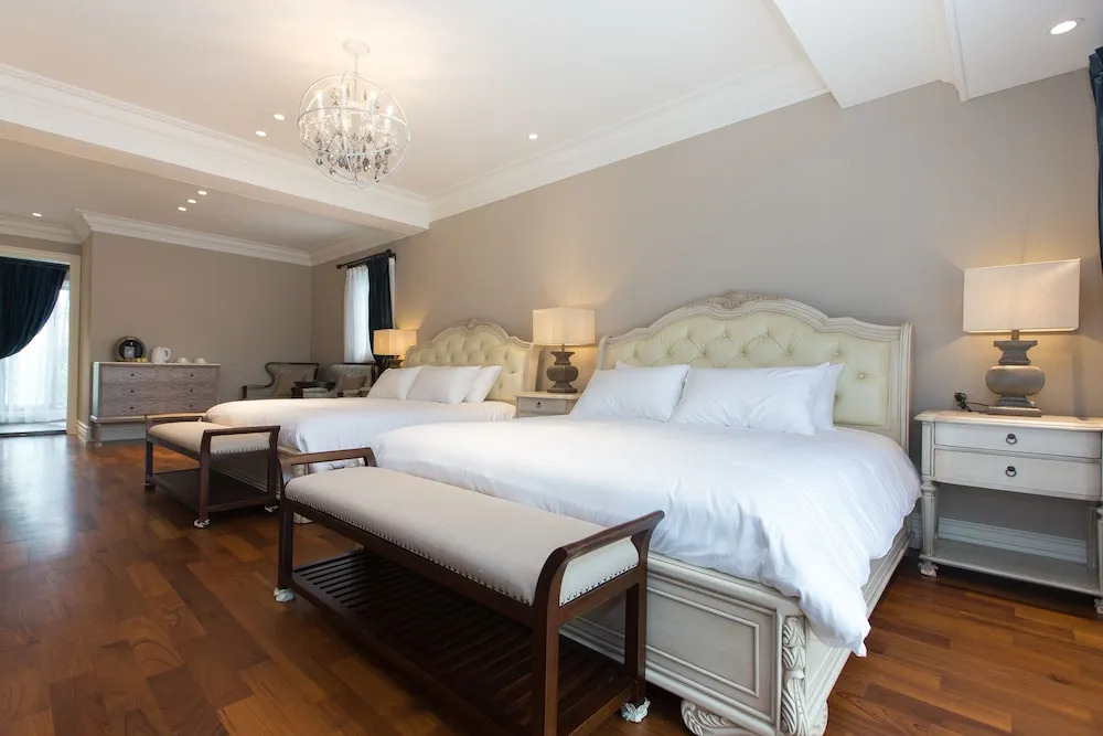 Vivaldi House