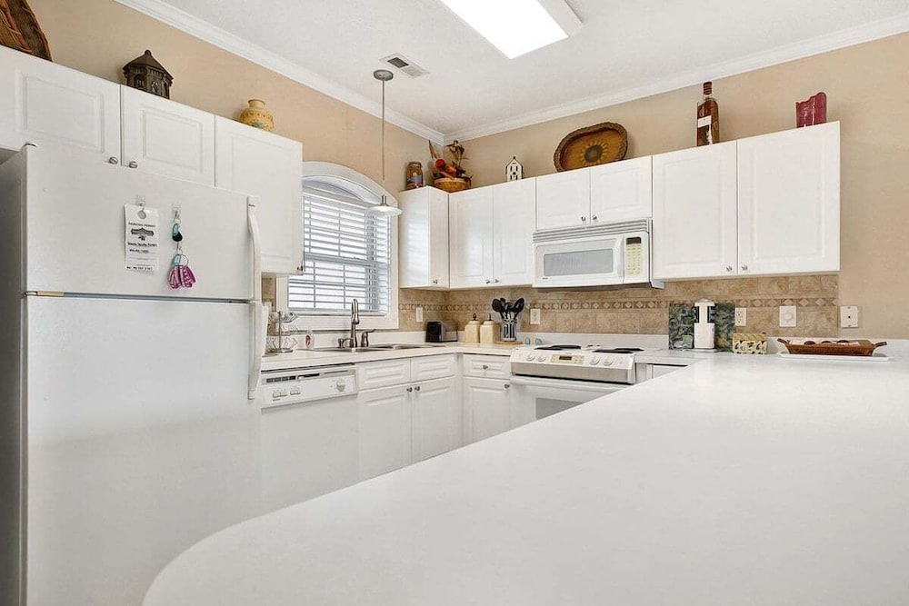 Magnolia North 4855-202