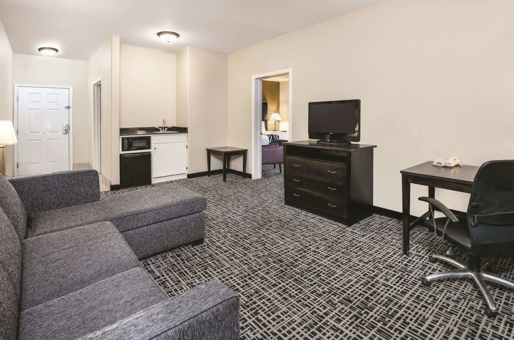Spark by Hilton San Antonio Dominion