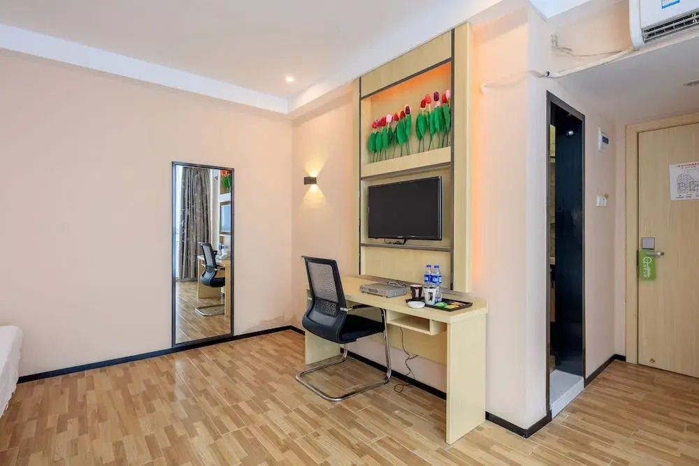 Yimi Inn Guangzhou Fangcun Pier Branch