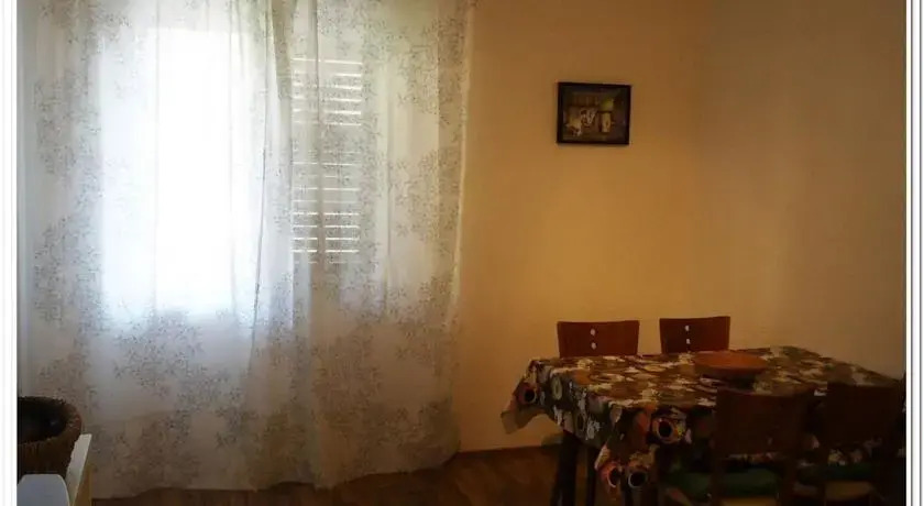 Apartment Leni