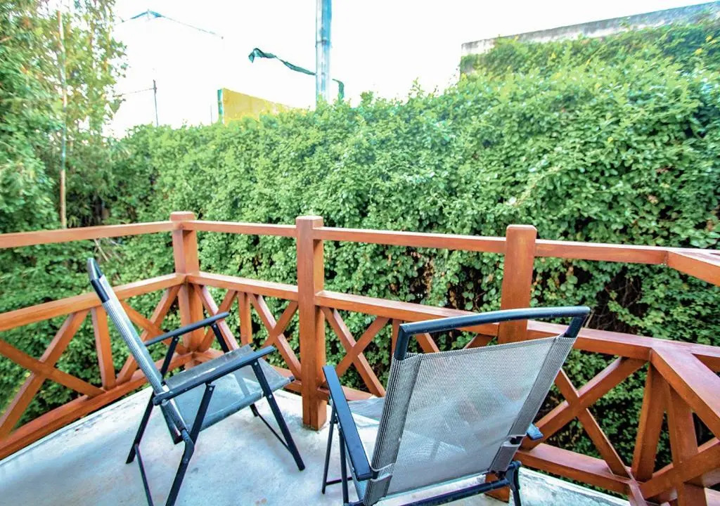 Quiet, Breezy Condo Near 5th Avenue And the Beach - Xaman 201