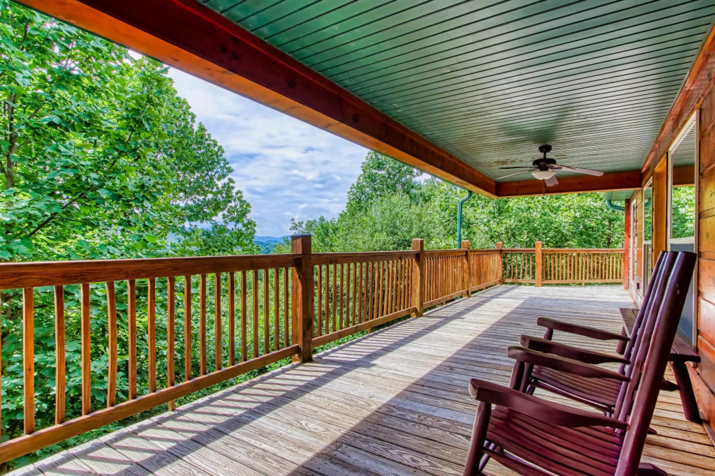 Big Bear Lodge