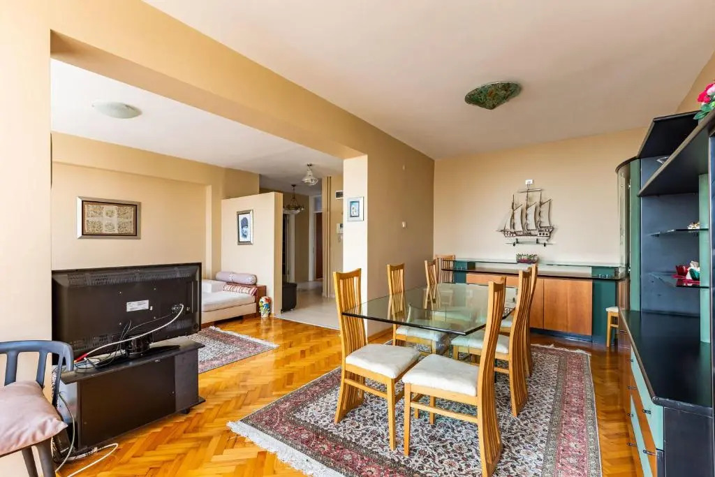 Pleasant Apartment with Impressive City View in Sisli
