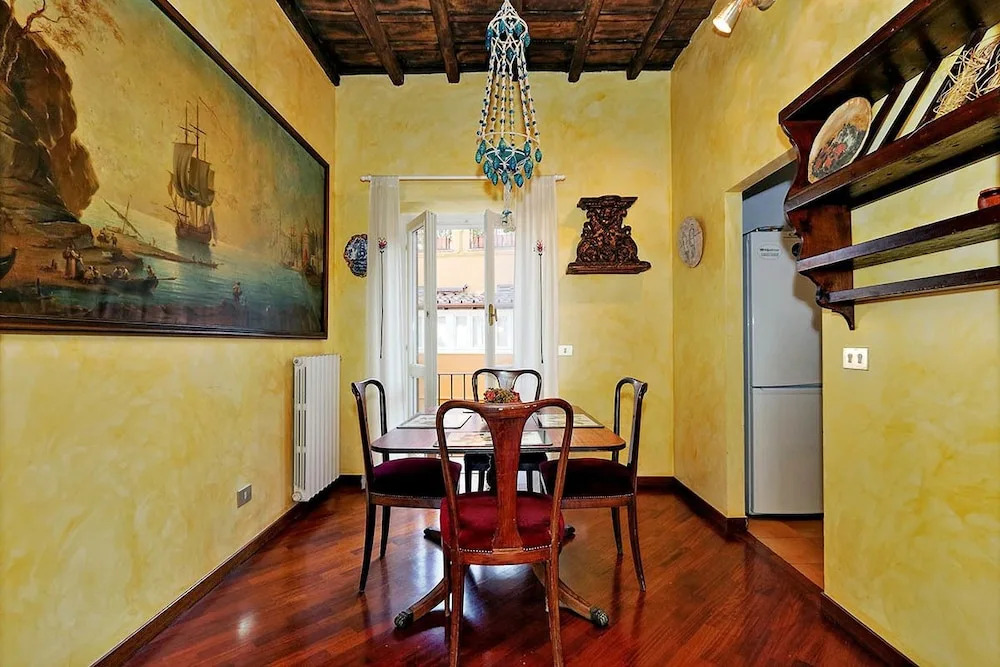 Trevi Comfortable Terrace Apartment