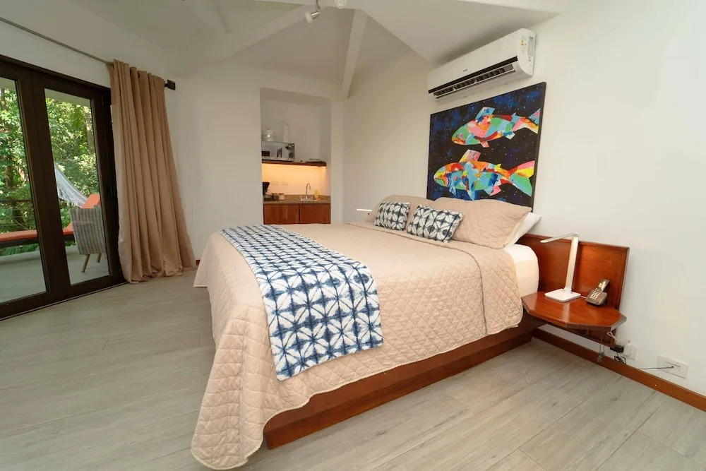 Tulemar Bungalows & Villas
