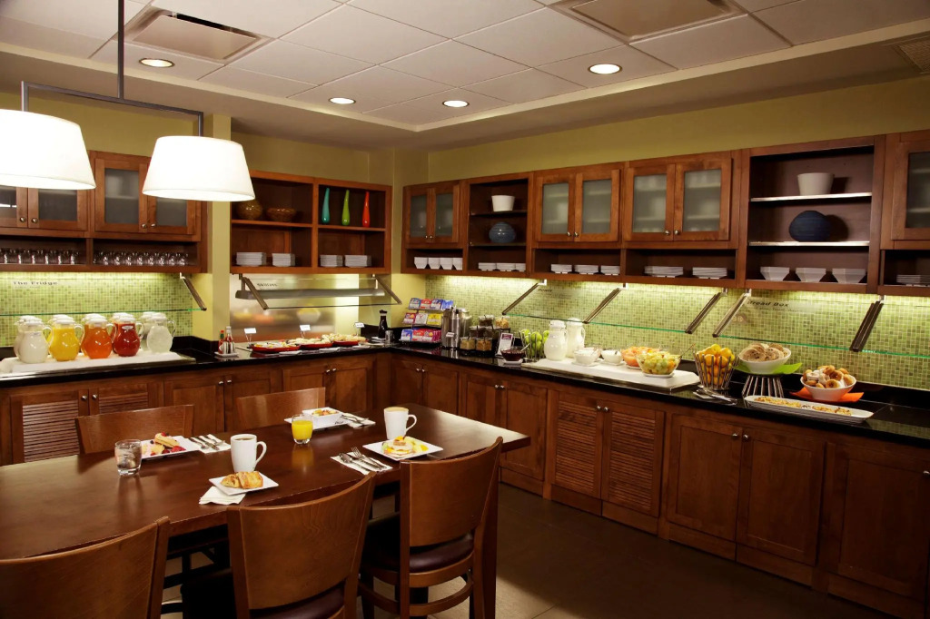 Hyatt Place Orlando Airport
