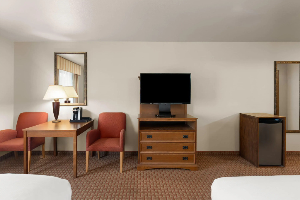 Baymont Inn & Suites by Wyndham Sturgis