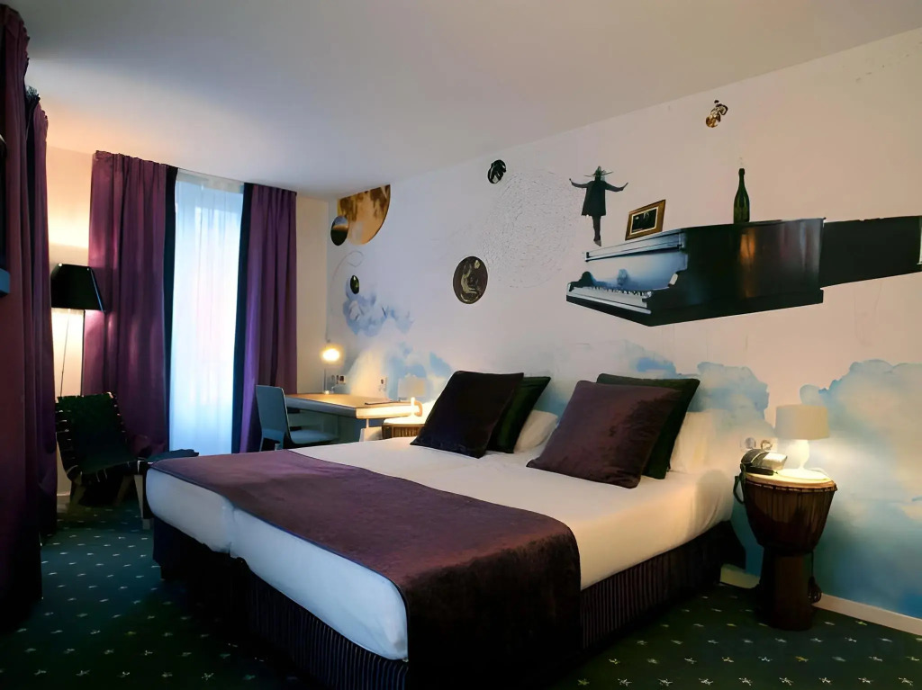 Hôtel du Triangle dOr - Proche Madeleine
