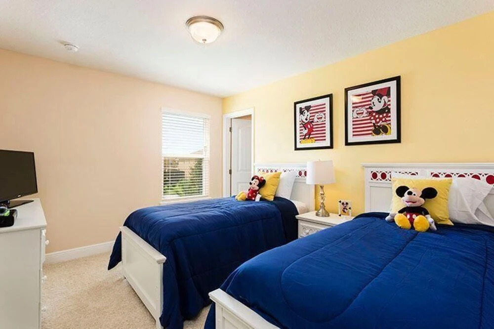 4221 Oakview Drive 6 Bedroom Home