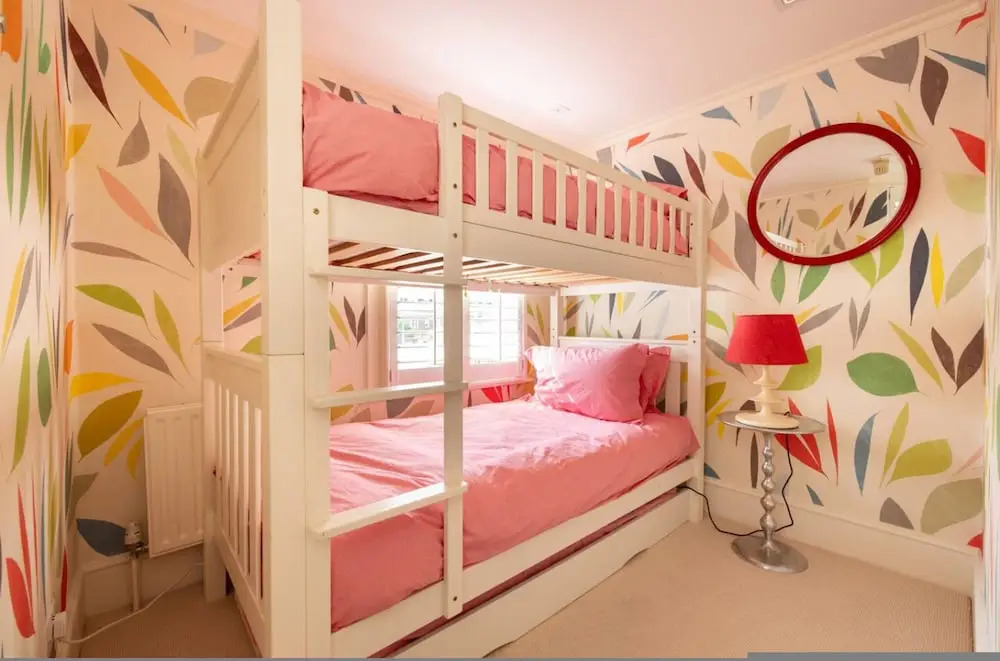 A Royal Residence Stylish 2 Bedroom in Kensington