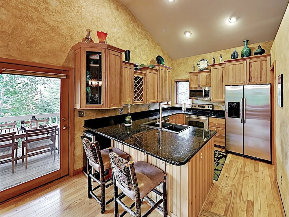 New Listing! Luxe Getaway W/ Patio & Hot Tub 4 Bedroom Duplex