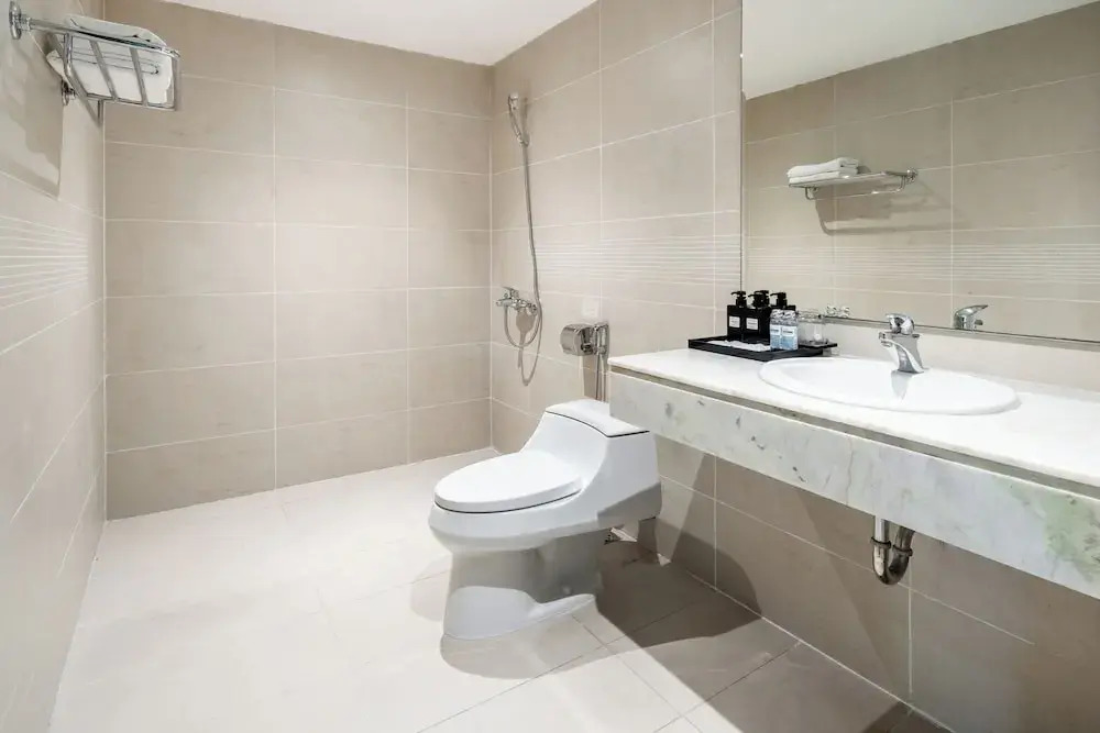 J Village Hotel - Triệu Việt Vương