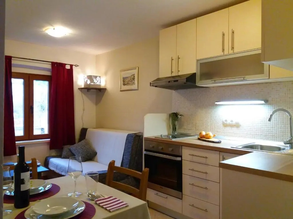 Apartments Neno - 50m from center