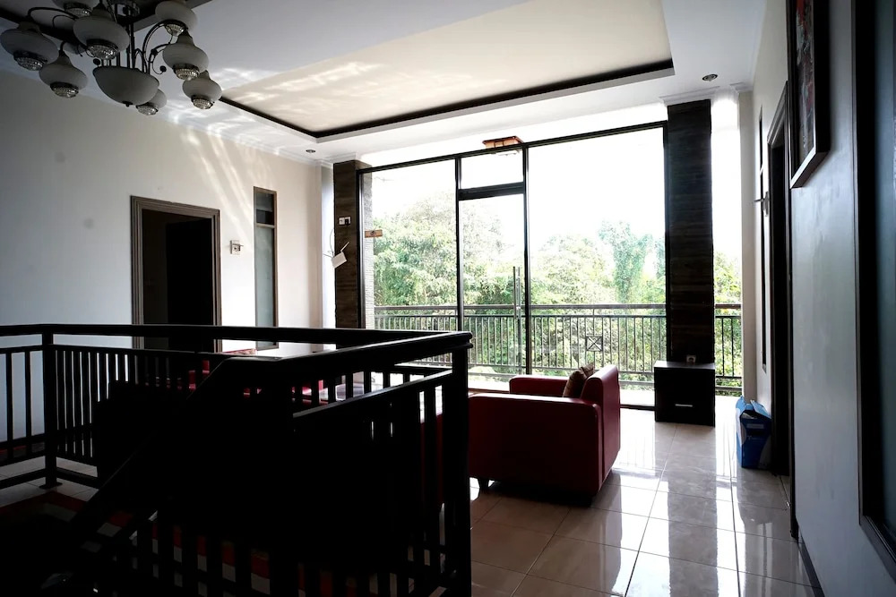 OYO 2038 Jasmine Guest House Balikpapan