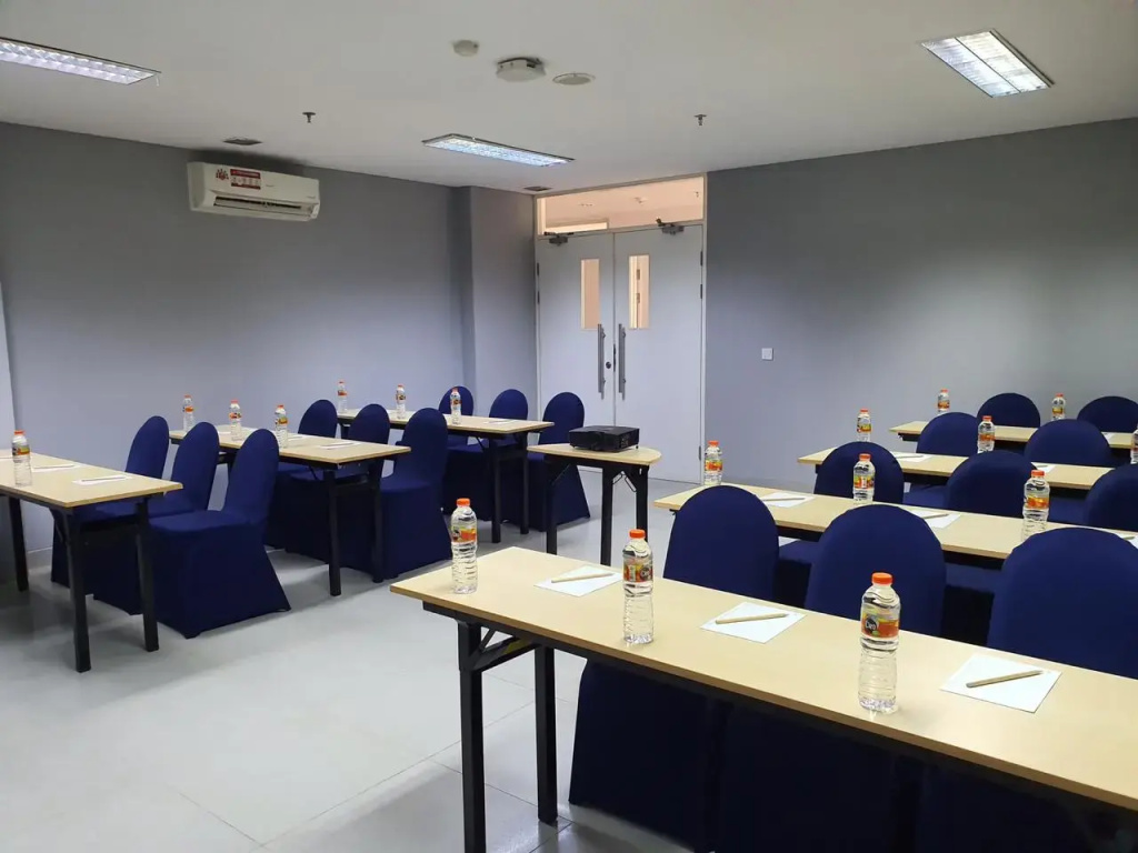 POP! Hotel Diponegoro