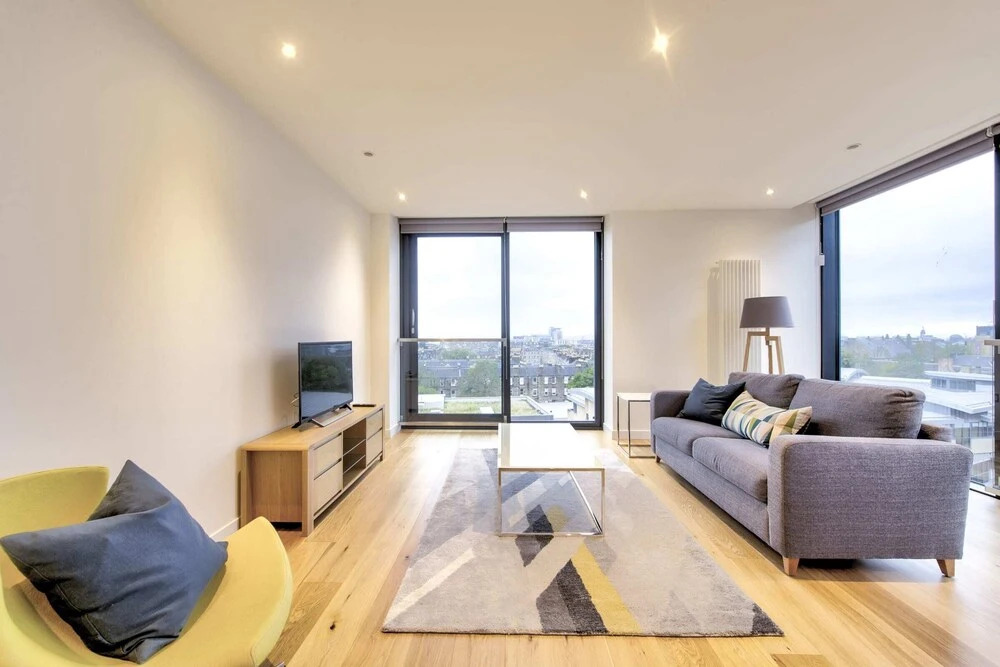 Guestready - Stylish Top Floor Apartment in the City Centre
