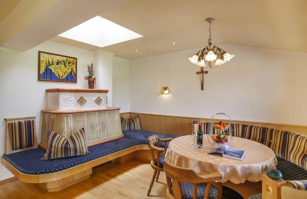 Apparthotel Talhof, Restaurant, Pool und Spa