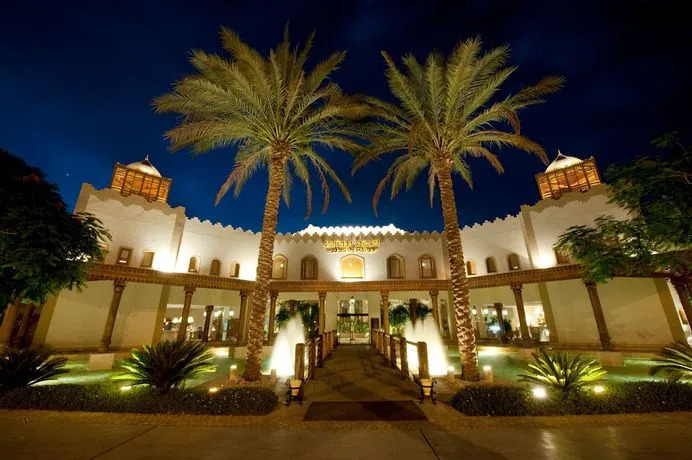 Tuscan Hills Courtyard Villas