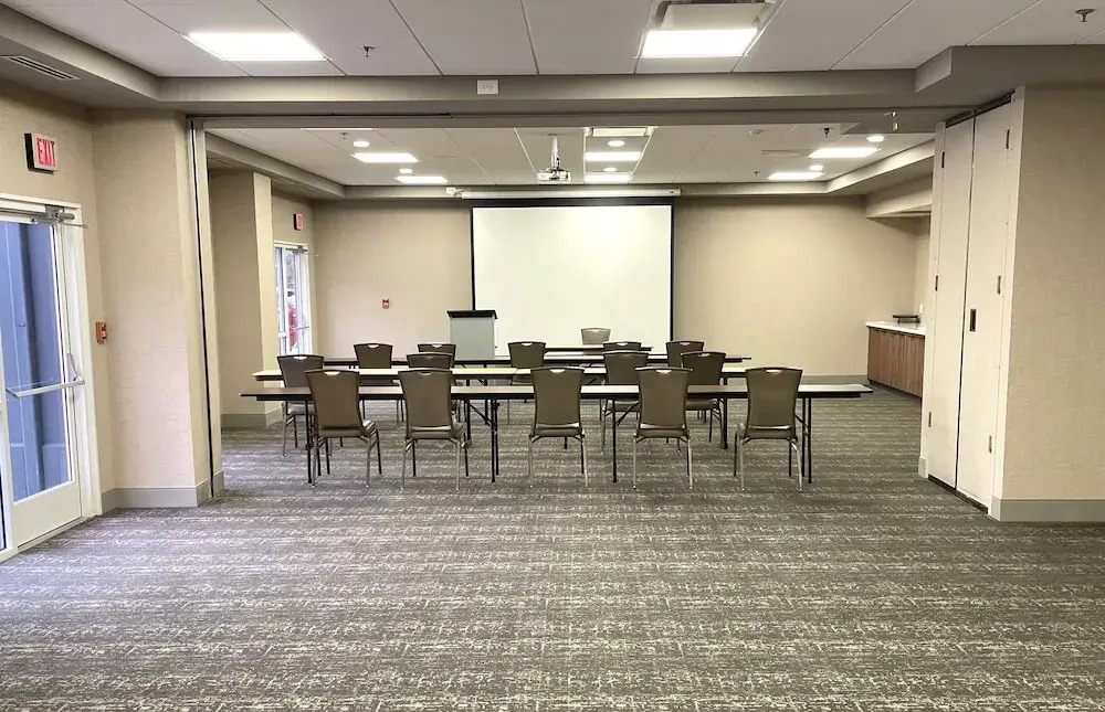 Crowne Plaza Nashville Airport by IHG