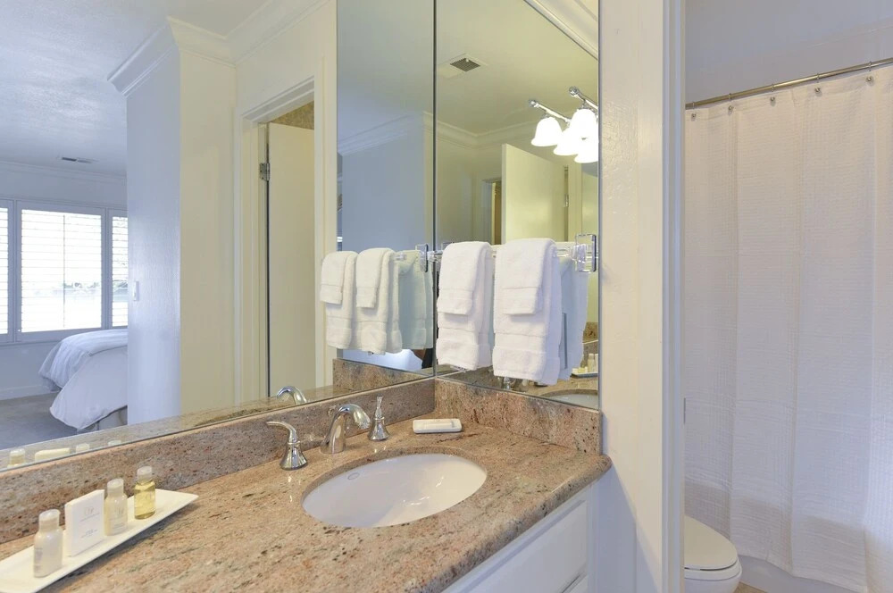 897 Oak Creek At Silverado 2 Bedroom Condo