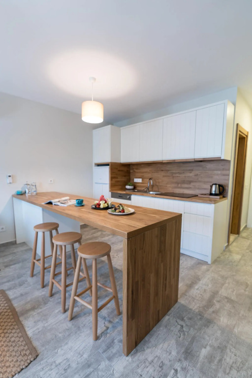 Dorman Suites