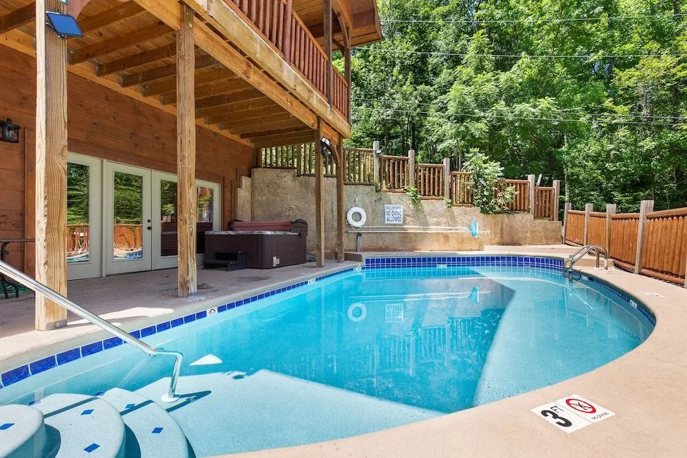 Smoky Mountain Splash