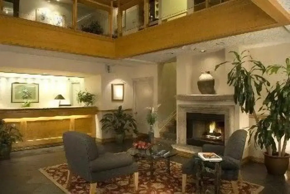 The Commons Hotel & Suites - Denver Tech Center