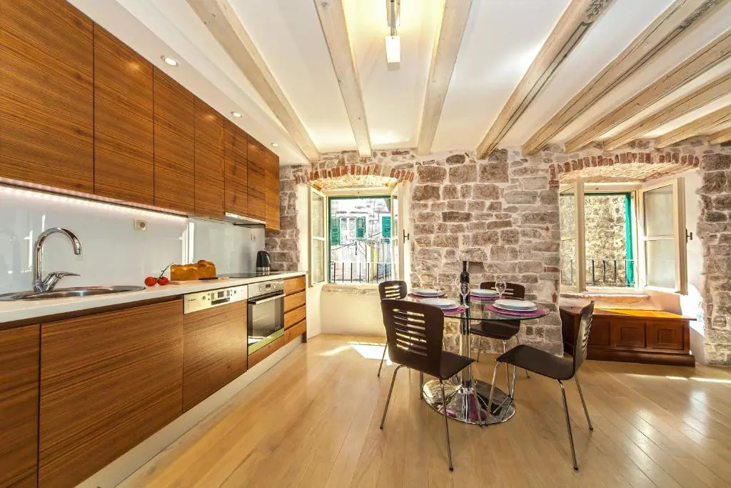 Luxury San Giovanni Apartments