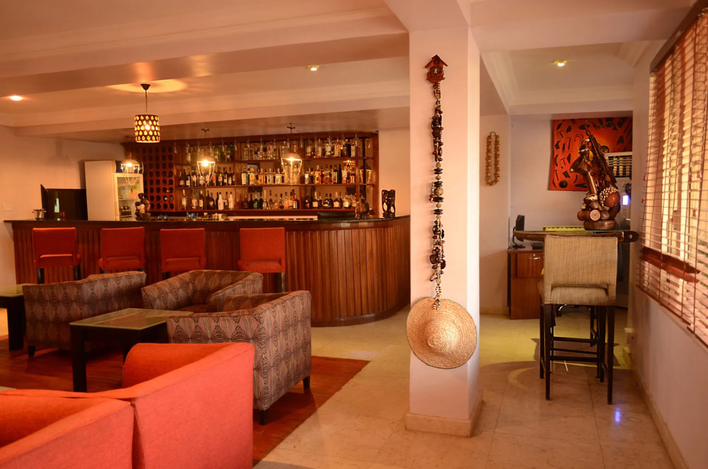 Hotel Bon Voyage