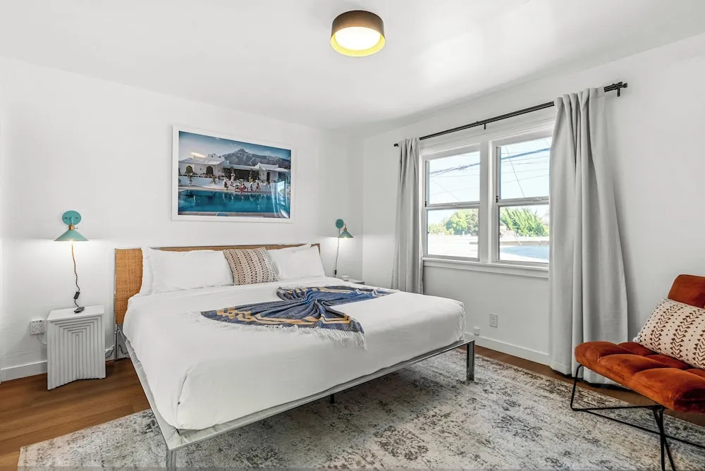 Aliza Hotel