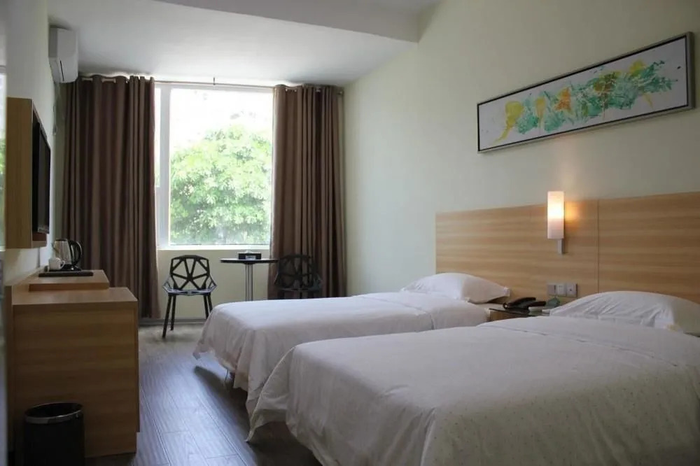 Aiwan Hotel