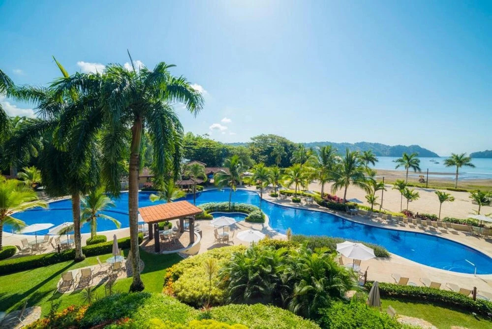 Miramar 4D - 3 bdr 3 Bath Ocean View